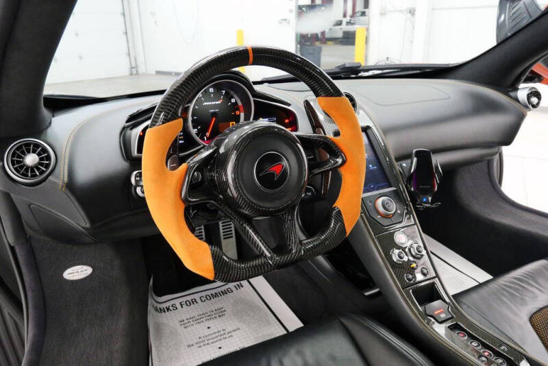 2012 McLaren MP4-12C