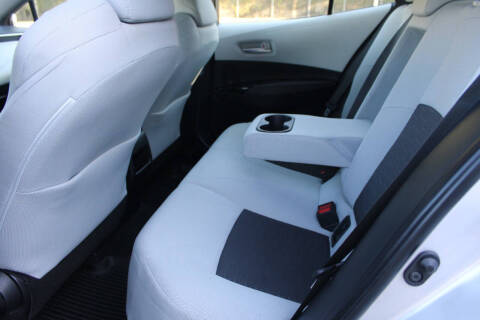 2020 Toyota Corolla Hatchback SE