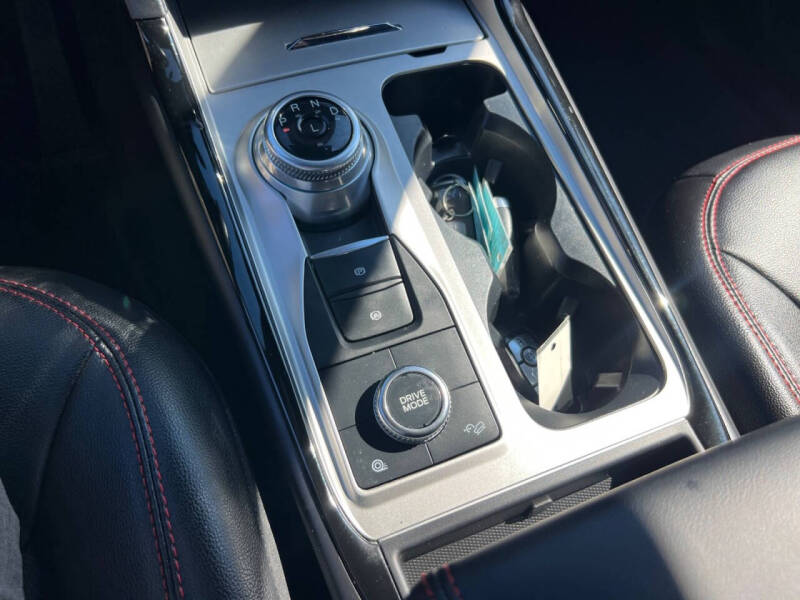 2022 Ford Explorer ST-Line