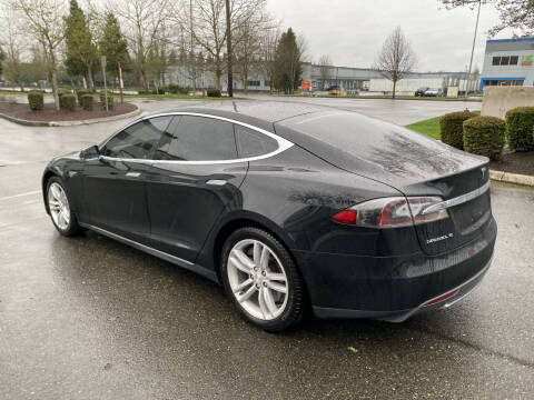 2014 Tesla Model S 85