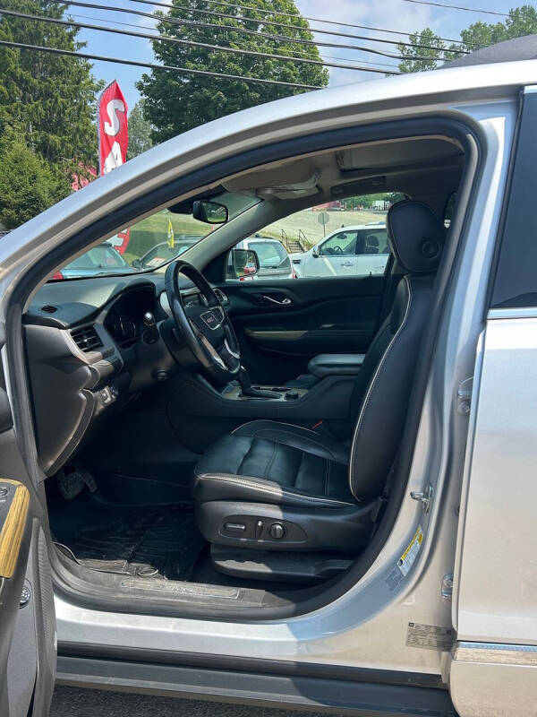 2017 GMC Acadia Denali