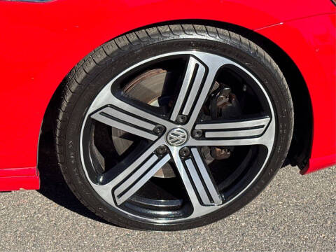 2016 Volkswagen Golf R 4Motion