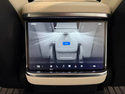 2023 Tesla Model X Standard Range