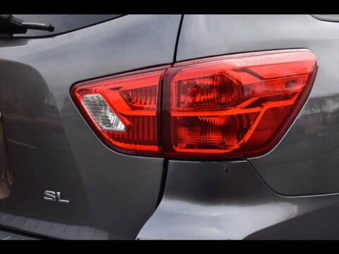 2019 Nissan Pathfinder SL