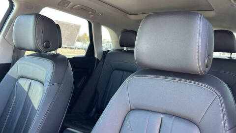 2022 Audi Q5 quattro S line Prem Plus 45 TFSI