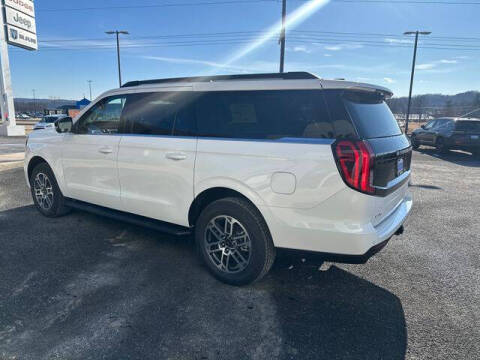 2026 Ford Expedition MAX Active