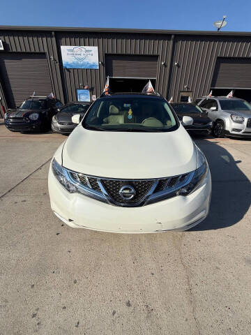2011 Nissan Murano LE