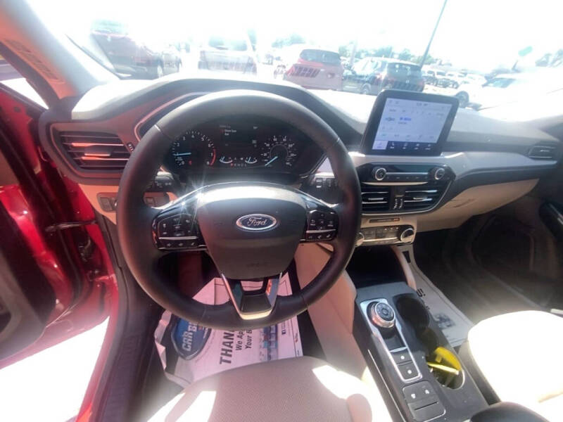 2022 Ford Escape SEL