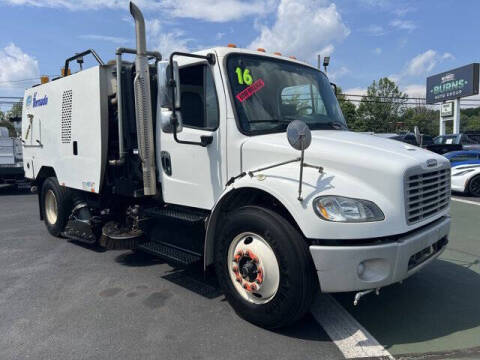 2016 Freightliner M2 106