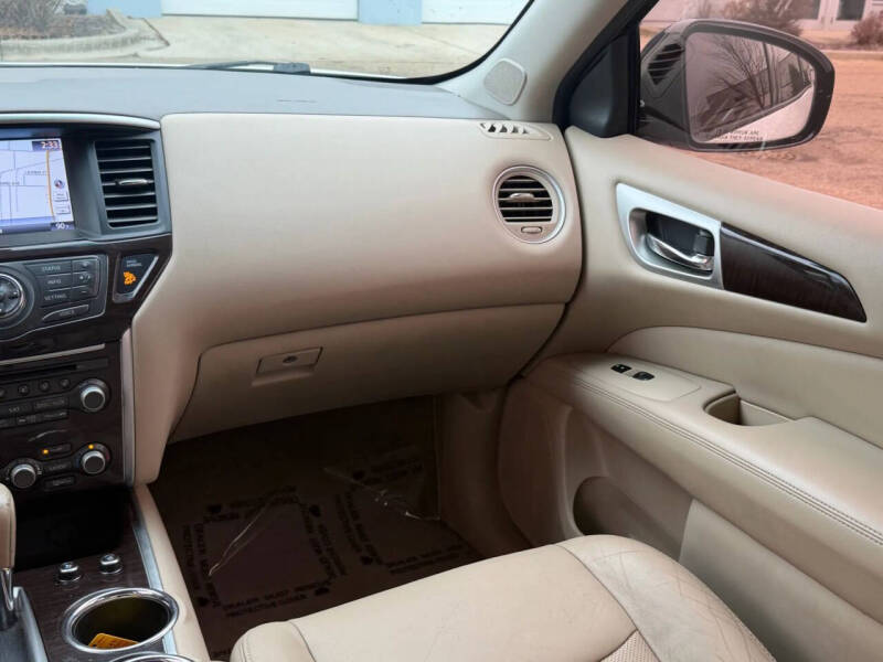 2014 Nissan Pathfinder Platinum