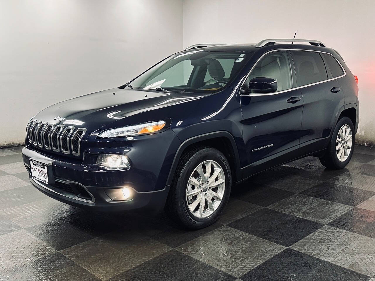 2015 Jeep Cherokee for sale at Extreme Auto Pros in Parma Heights, OH