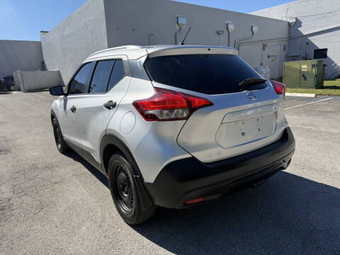 2018 Nissan Kicks S