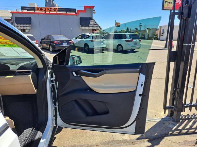2017 Tesla Model X 75D