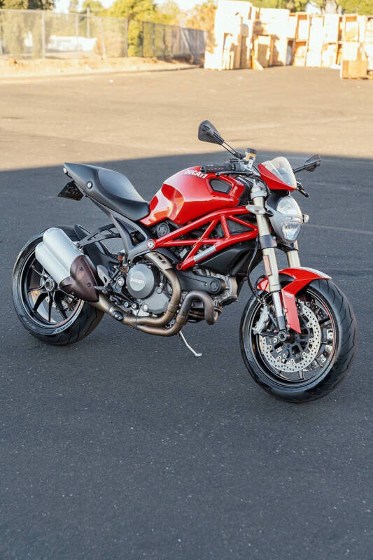 2013 Ducati Monster 1100 EVO