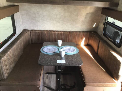 2017 Winnebago Minnie Drop