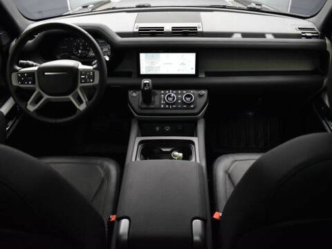 2023 Land Rover Defender 90 SE