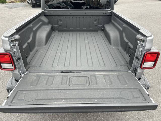 2021 Jeep Gladiator Willys