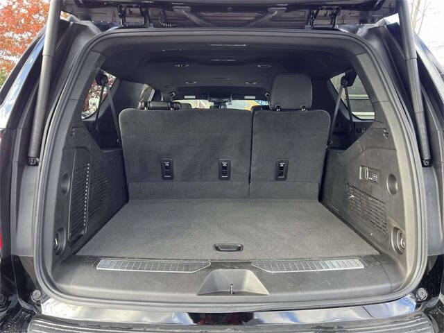 2024 Chevrolet Suburban Premier