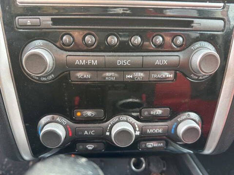 2016 Nissan Pathfinder SV