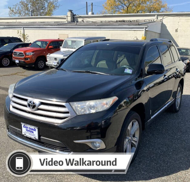 2013 Toyota Highlander for sale at Eastclusive Motors LLC in Hasbrouck Heights NJ