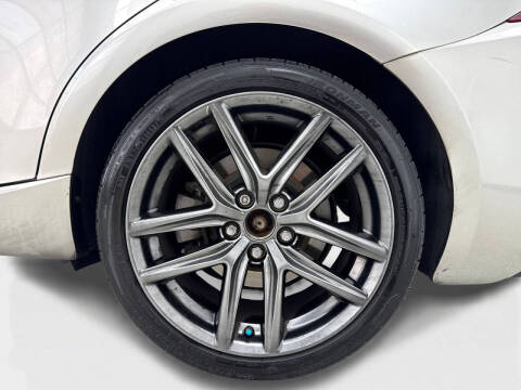2016 Lexus IS 200t