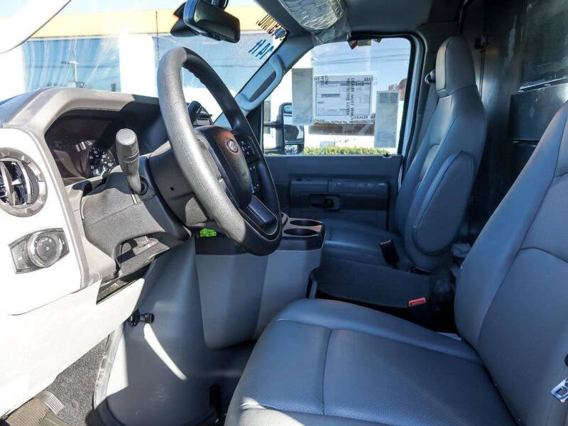 2024 Ford E-Series