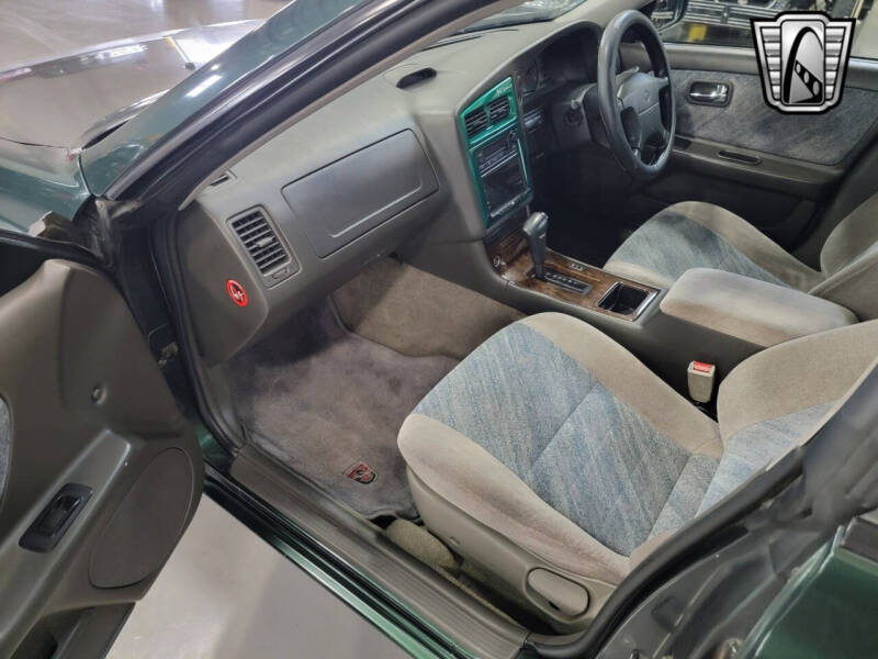1996 Nissan Stagea