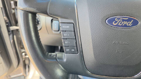 2011 Ford Taurus SEL