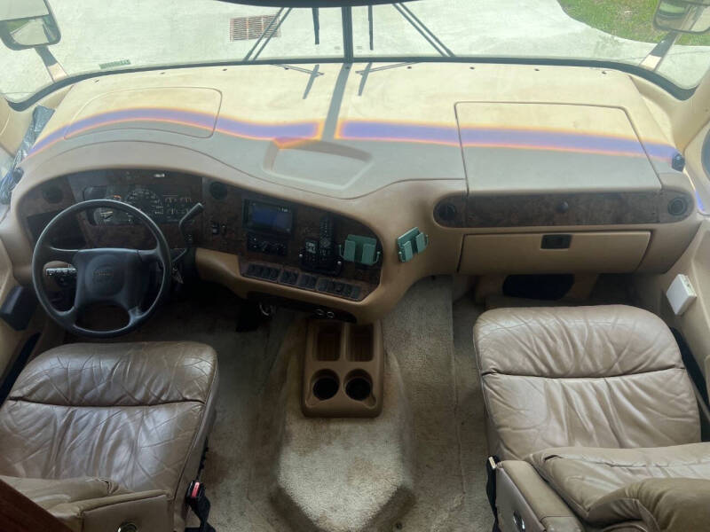 2002 Workhorse W22