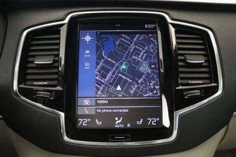 2016 Volvo XC90 T6 Momentum