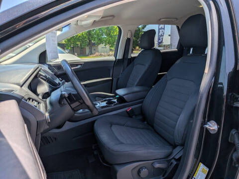2015 Ford Edge SE