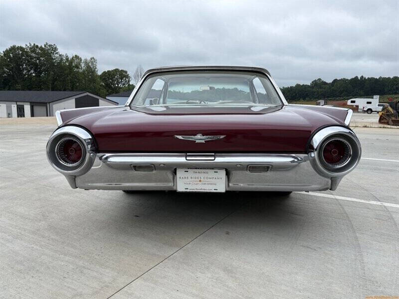 1961 Ford Thunderbird