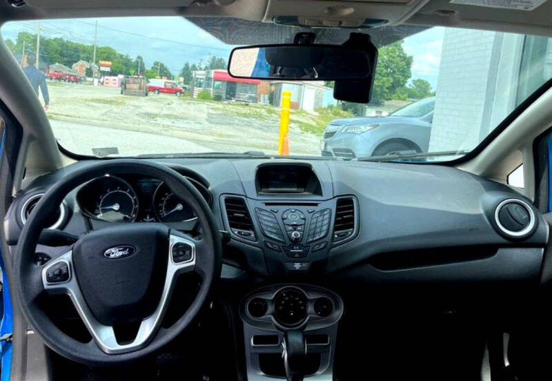 2017 Ford Fiesta SE