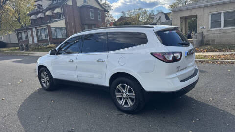 2017 Chevrolet Traverse LT