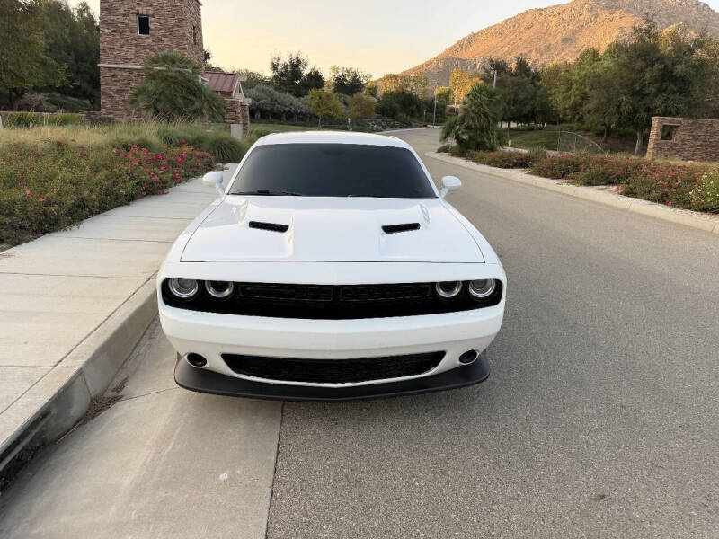 2017 Dodge Challenger SXT