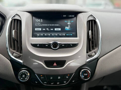 2018 Chevrolet Cruze LT Auto