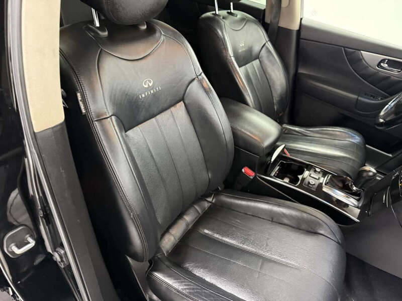 2013 Infiniti FX37
