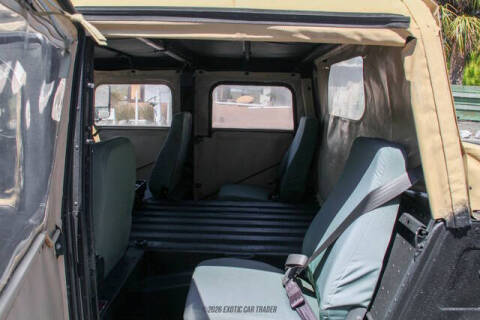 2014 AM General Hummer