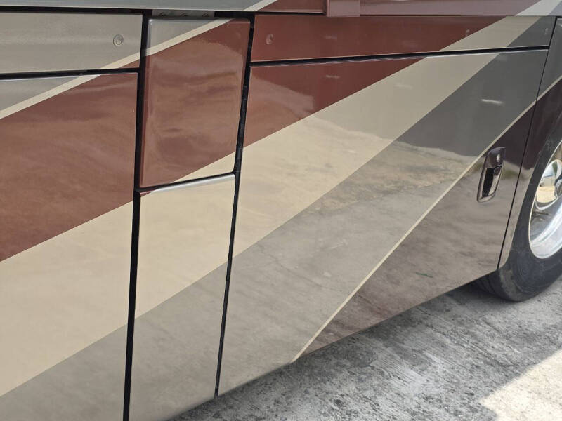 2013 Winnebago Journey