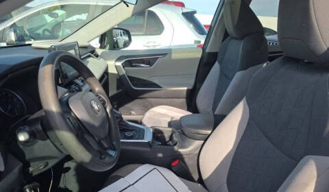 2020 Toyota RAV4 Hybrid XLE