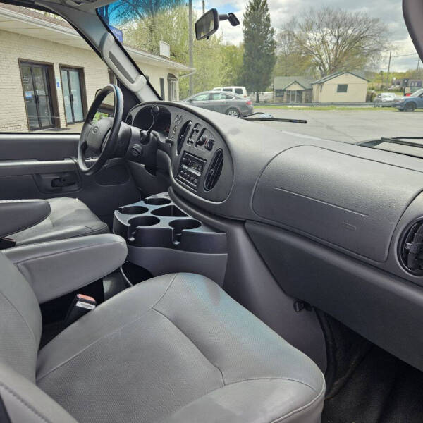 2007 Ford E-Series E-350 SD XLT