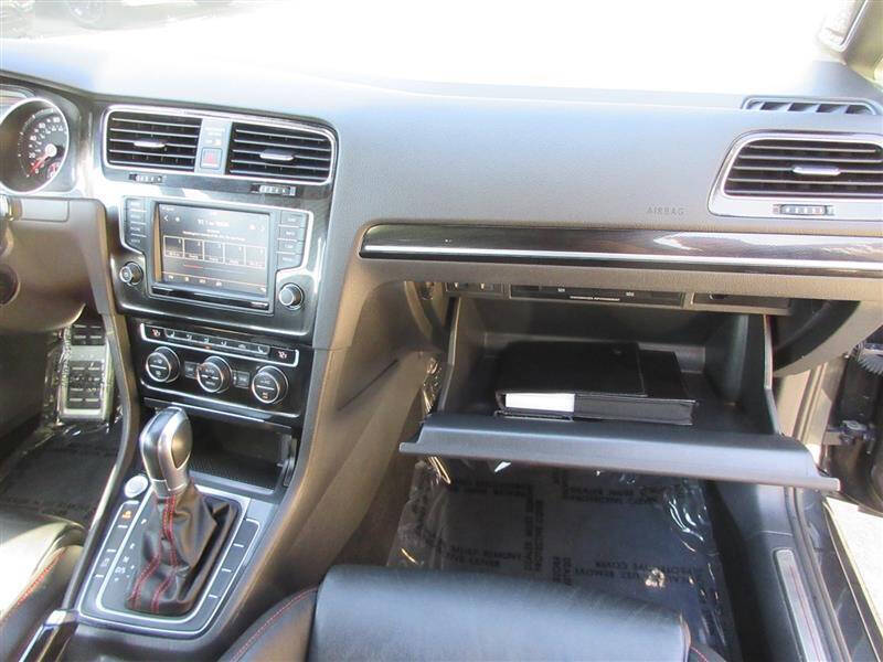 2017 Volkswagen Golf GTI Autobahn