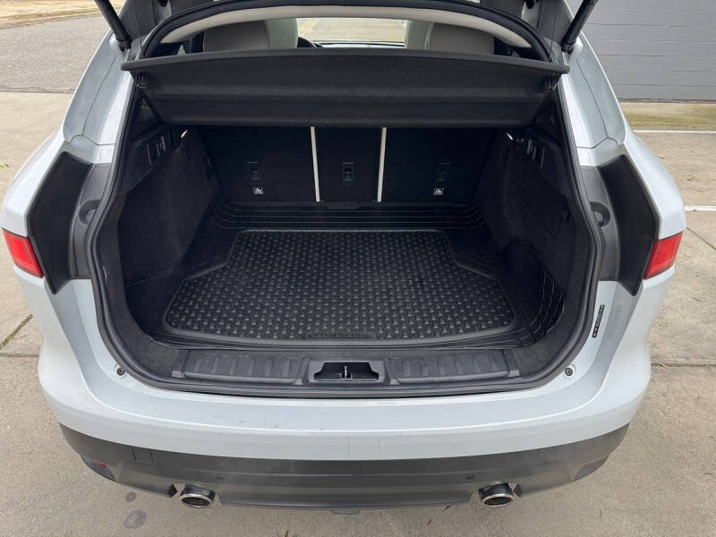 2017 Jaguar F-PACE 35t Prestige