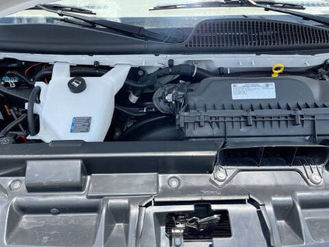 2025 GMC Savana 2500
