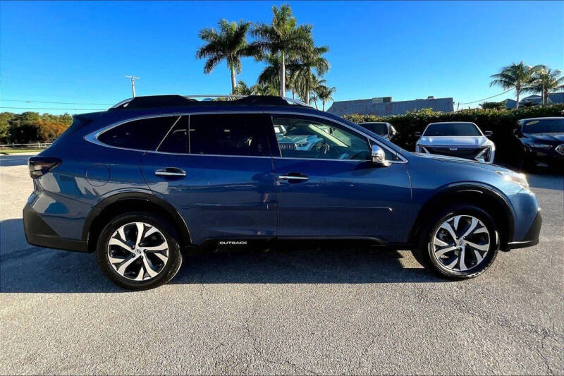 2022 Subaru Outback Touring XT