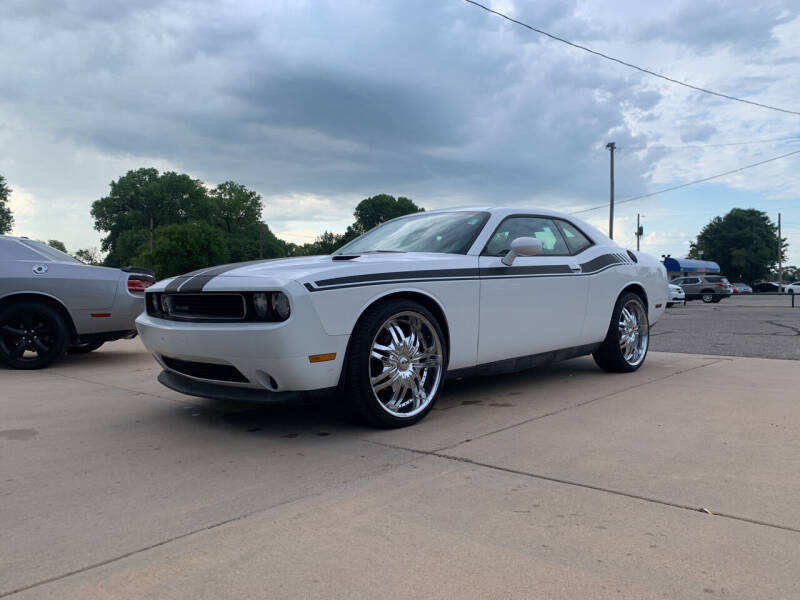 2013 Dodge Challenger SXT Plus
