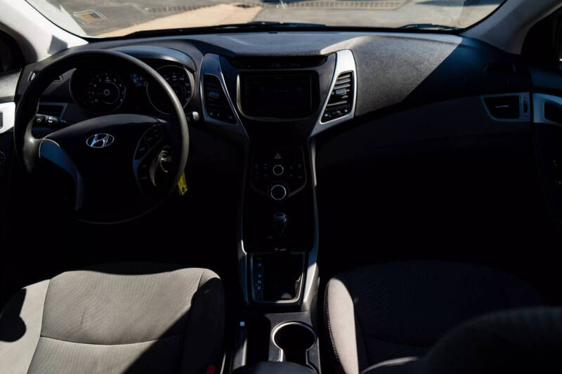 2016 Hyundai Elantra