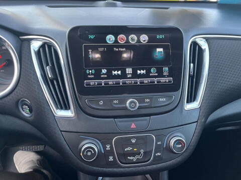 2017 Chevrolet Malibu LT