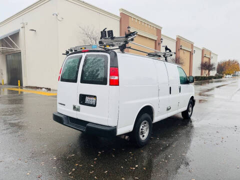 2020 Chevrolet Express 2500