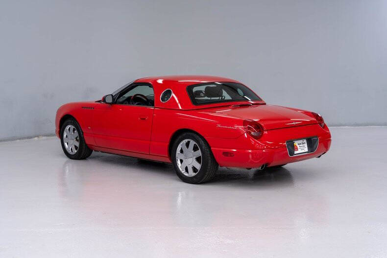 2003 Ford Thunderbird